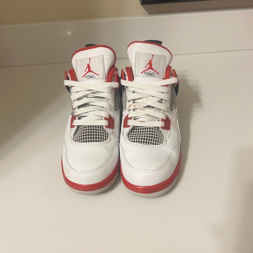 Authentic Jordan Retro 4. Size GS 7. - Picture 2 of 7